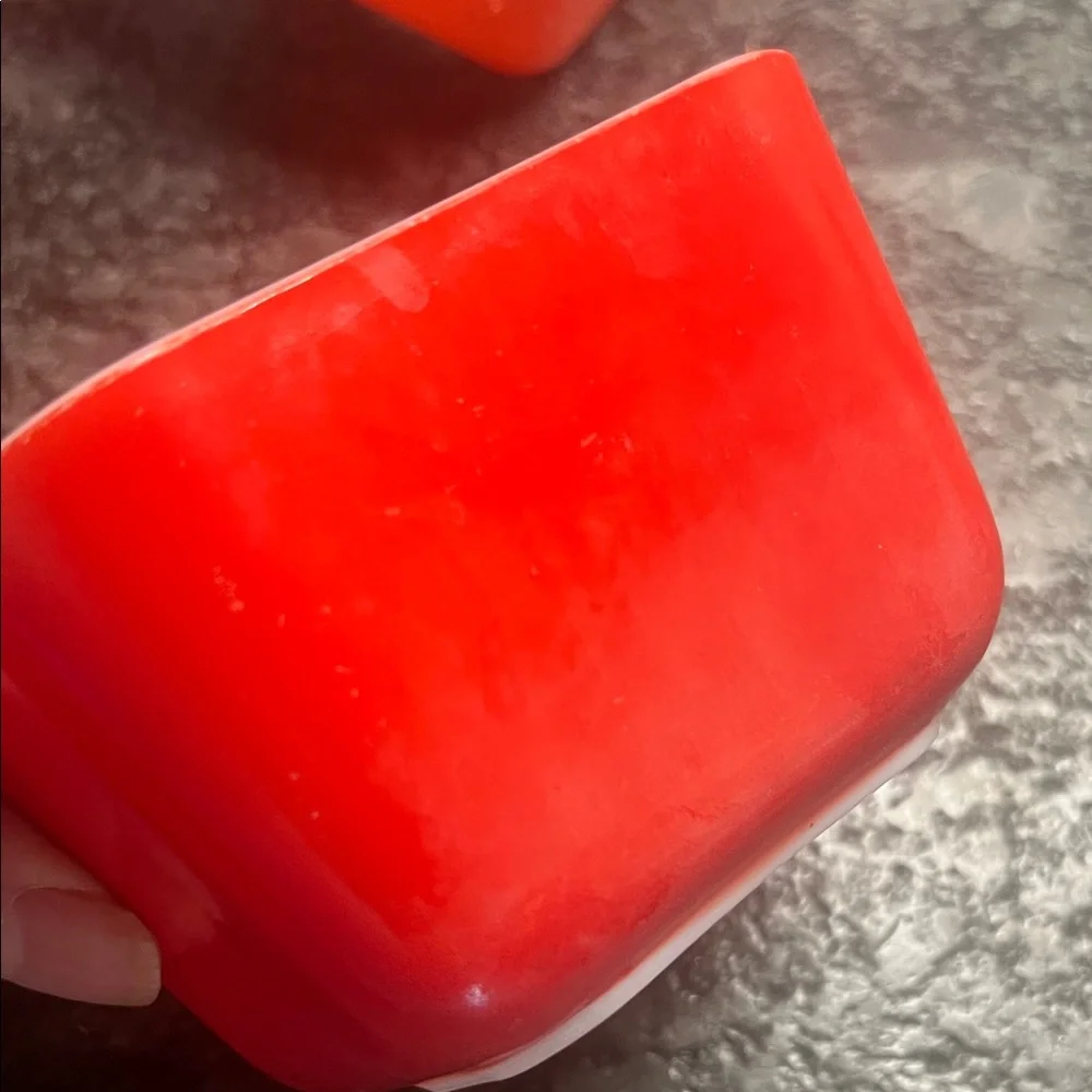 Pyrex Set of 3 Red Refrigerator bowls   Desserts, dips, snack 501-B